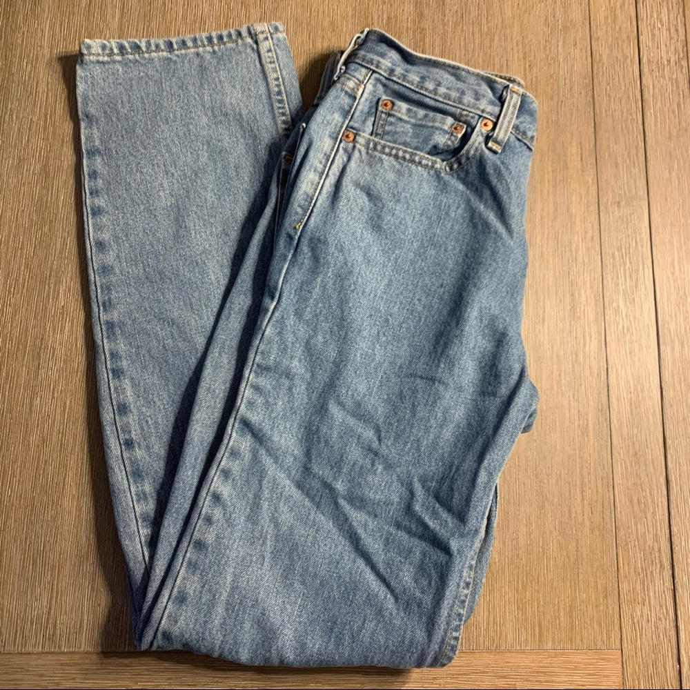 Levi’s Men 505 Jeans Classic Light Blue Wash size W29 L32